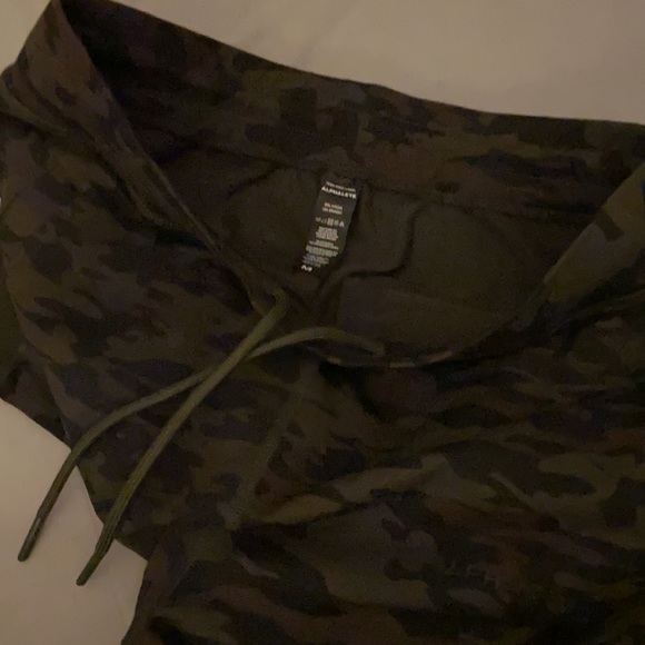 Alphalete - Picture 6 of 8